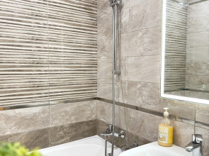 Апартаменты Мира 62