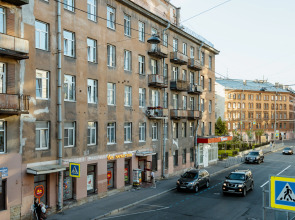 Апартаменты Beige apartment in a historic building in the city center