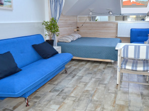 Квартира море-2