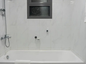 Отель The Plaza  and Resort