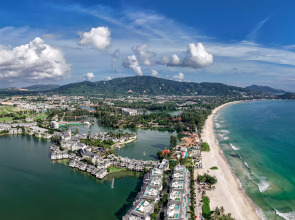 Прекрасные апартаменты с бассейном в Laguna Phuket