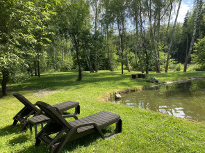 Частный Дом Уютный Домик в Лесу у Пруда