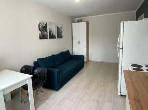 Квартира Отличный день 2 комн. у Алмаза