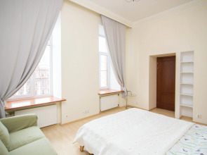 Апартаменты Видовая квартира на набережной реки Мойки рядом с Невским проспектом