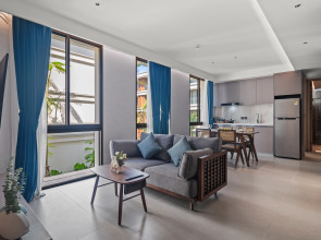 Курортный Отель Kora Beach Resort Phuket