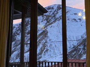 Отель Come & Rest