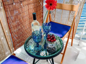 Апартаменты Счастье жить в центре Севастополя