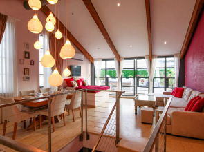 Апартаменты Penthouse & Jacuzzi in Neve Tzedek by FeelHome