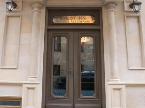 Отель West Inn Palace