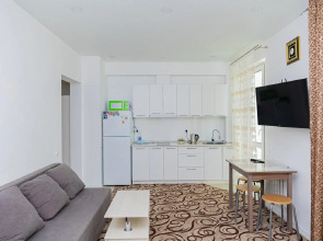 Апартаменты Современная студия на Мира 300