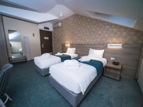 Отель Mint Garni