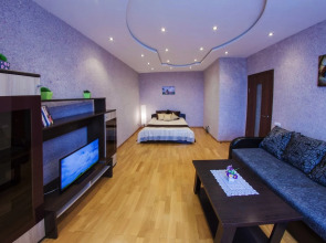 Апартаменты Home Hotel на улице Рабкоров