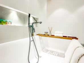 Апартаменты GMA Murjan 2BR Sea View High Floor