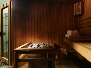 Отель Le Méridien Mina Seyahi Beach Resort & Waterpark