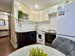 Квартира Просторная, теплая квартира в центре, рядом Воркутауголь