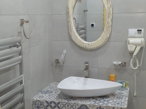 Отель Riverside Inn