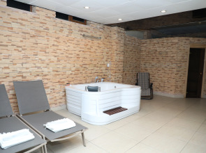 Отель Модерн