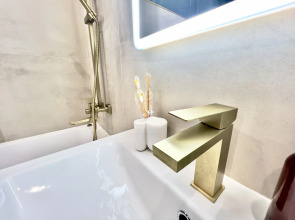 Апартаменты ВыДома на Тюменском Арбате с видом на Бульвар Дзержинско