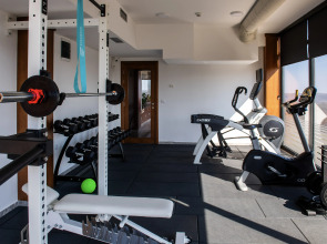 Отель Alexander Resort