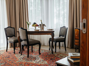 Amra Park Hotel & Spa