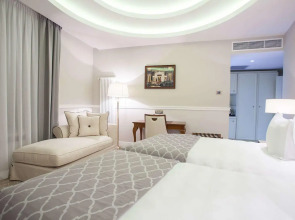 Отель International Iasi