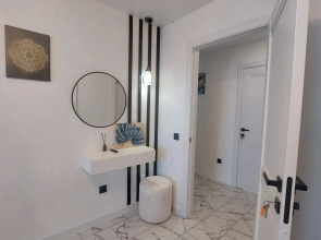 Квартира Трехкомнатная рядом с Кремлем