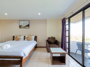 Отель Hillside Resort Pattaya