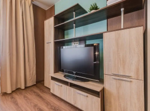 Апартаменты на Оптиков 45