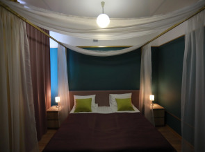 Апартаменты Дом на Мельнова 1