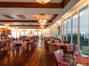 Отель Hulhule Island