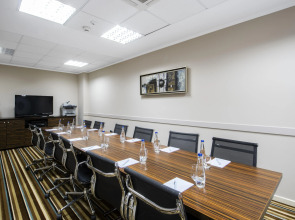 Отель Crystal Hotel Belgrade