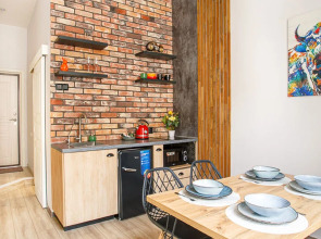 Апартаменты на Большом 13 Балкон