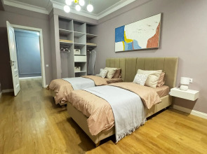 Квартира Трехкомнатная уютная с потрясающим видом на море