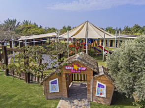 Lara Barut Collection