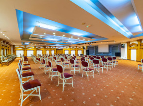 Queen's Park Le Jardin - All Inclusive