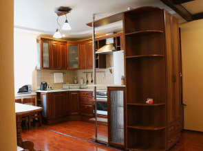 Частный Дом на Рождественской