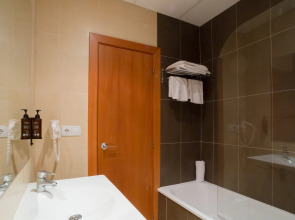 Отель Ibersol Playa Dorada