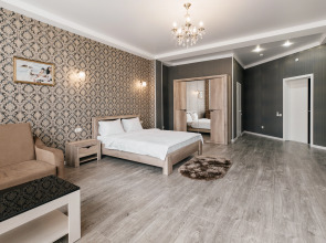 Отель Дизак