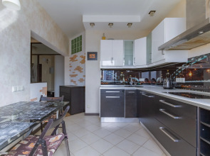 Квартира с видом на озеро