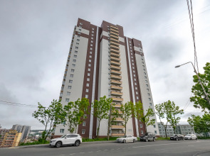 Апартаменты TopHouse на Каплунова 10 трёхкомнатные