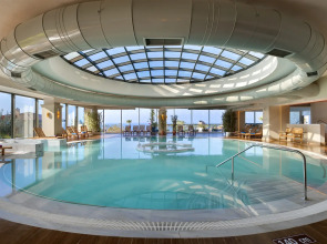 Royal Teos Thermal Resort Clinic & Spa (Halal Hotel)