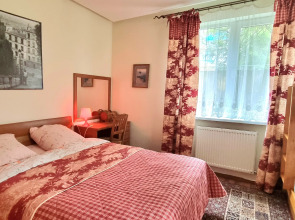 Квартира Апартаменты Амбер в Самом Центре с Отдельным Входом