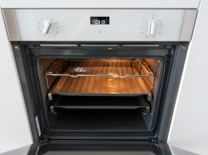 Уютная студия с видом на башни