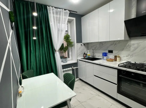 Квартира с дизайнерским ремонтом Cталинка