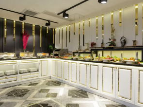 Trademark Collection by Wyndham Operla Airport Hotels