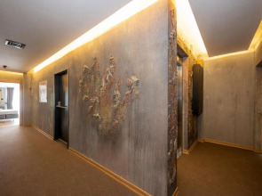 Continental Airport Hotel