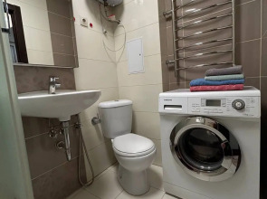 Апартаменты Квартира около Комаровского рынка