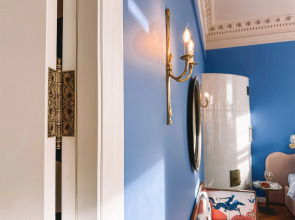 Апартаменты Эксклюзивная квартира Уголок Парижа