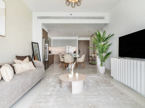 Апартаменты Welcome Home с видом на море 2 Спальни