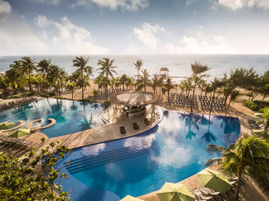 Отель Residences at the Fives